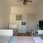 Mirela's Private With Key, Ac, Lift & Balcony In The Center Of On The Cote D'azur Nizza