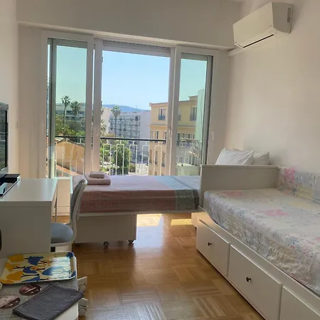 Mirela's Private With Key, Ac, Lift & Balcony In The Center Of On The Cote D'azur Nicea